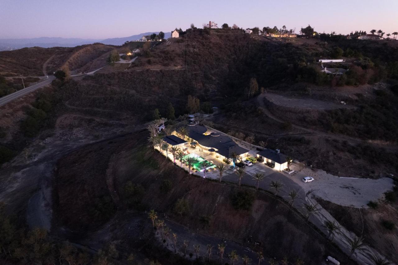 Iron Mansion Private Resort-Event Space 12000 Ft! Temecula Eksteriør billede