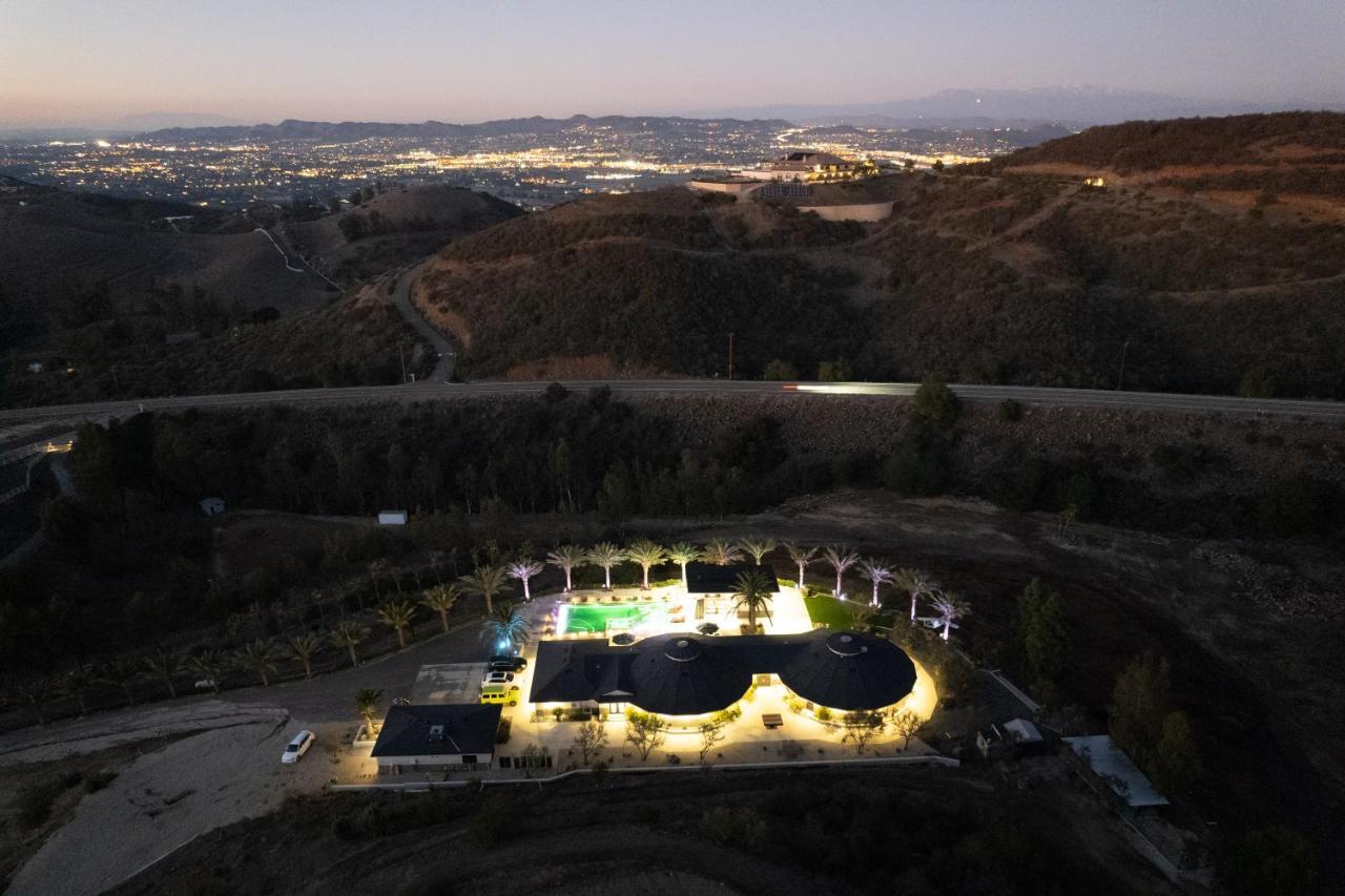 Iron Mansion Private Resort-Event Space 12000 Ft! Temecula Eksteriør billede