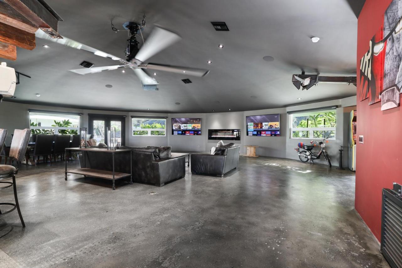 Iron Mansion Private Resort-Event Space 12000 Ft! Temecula Eksteriør billede