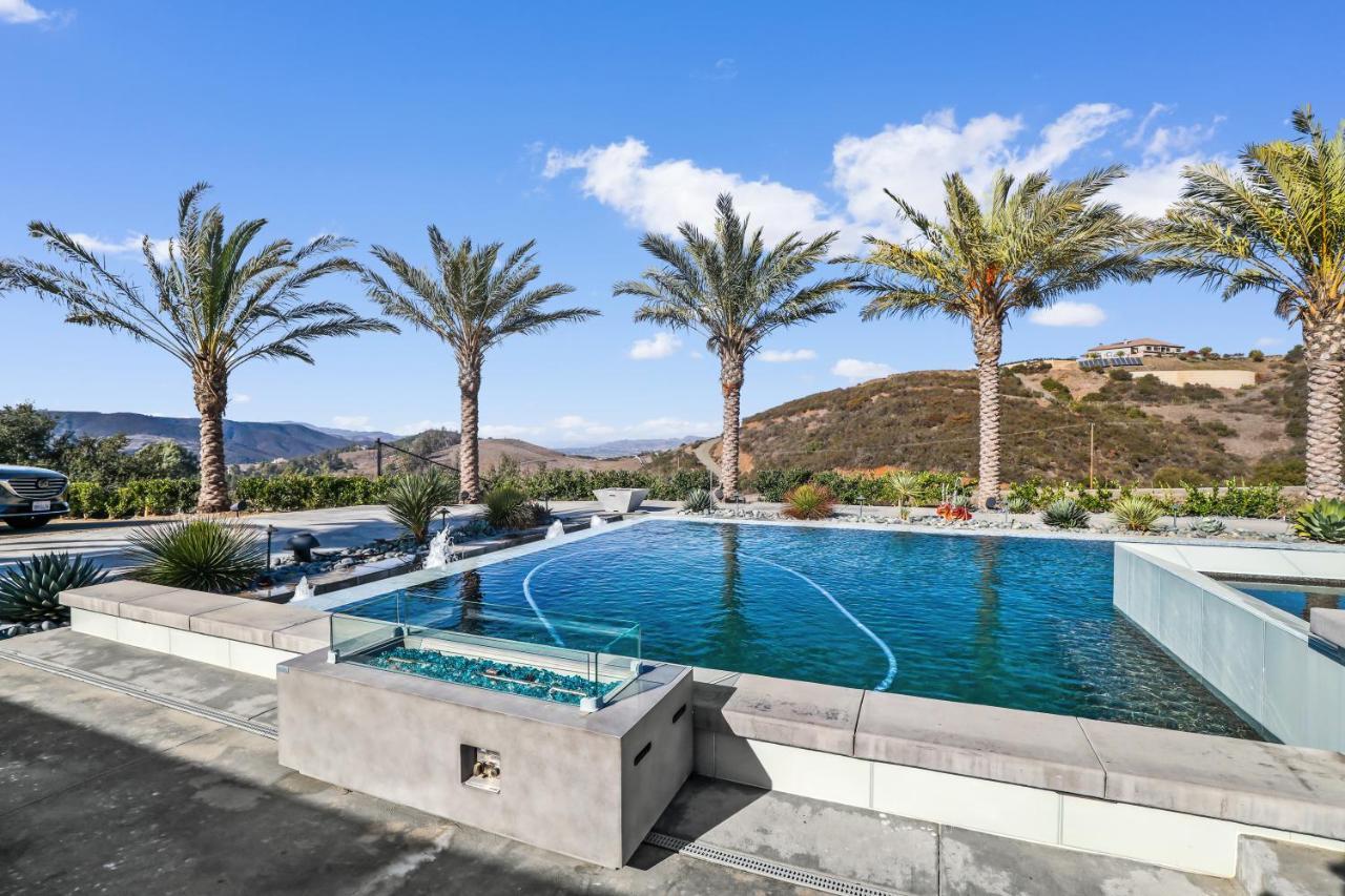 Iron Mansion Private Resort-Event Space 12000 Ft! Temecula Eksteriør billede
