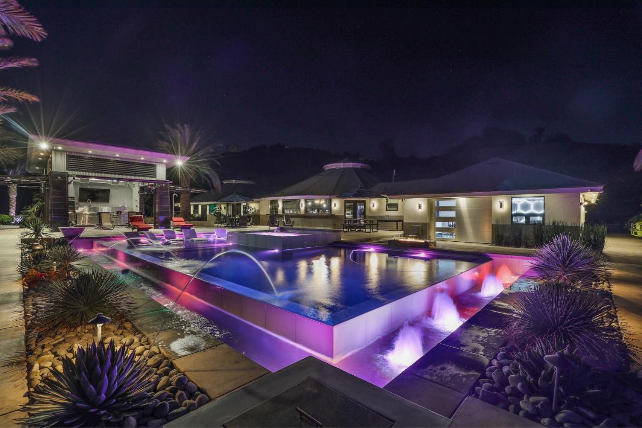 Iron Mansion Private Resort-Event Space 12000 Ft! Temecula Eksteriør billede